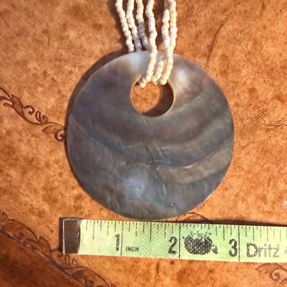 Abalone Shell Necklace - Picture 12 of 12